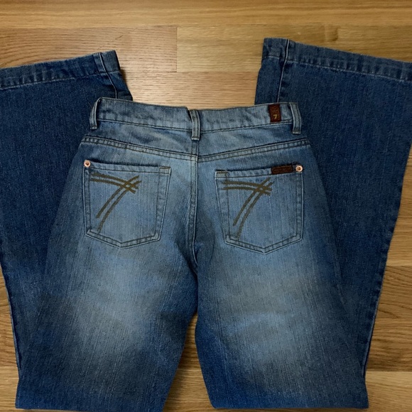 ❇️7 for all Mankind Jeans Flare Jeans❇️ - Picture 6 of 6